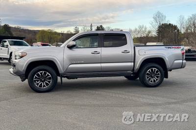 2020 Toyota Tacoma TRD Sport Crew Cab Medium Bed - zdjęcie 6 z 53 - miniatura