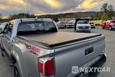 2020 Toyota Tacoma TRD Sport Crew Cab Medium Bed - zdjęcie 18 z 53 - miniatura