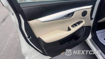 2019 INFINITI QX50 LUXE - zdjęcie 11 z 26 - miniatura