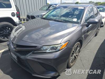 2019 Toyota Camry SE - zdjęcie 39 z 54 - miniatura