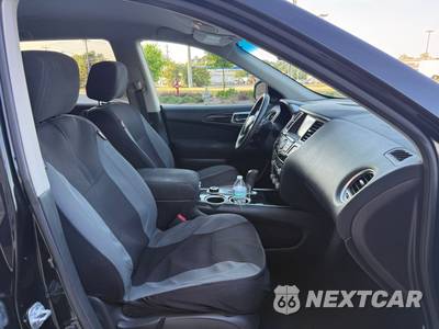 2016 Nissan Pathfinder SV - zdjęcie 17 z 20 - miniatura