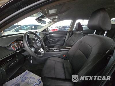 2022 Nissan Altima SV - zdjęcie 7 z 30 - miniatura