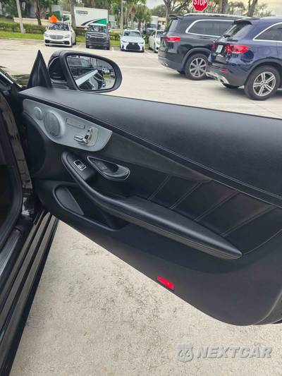 2017 Mercedes-Benz AMG C 63 Convertible - zdjęcie 12 z 15 - miniatura