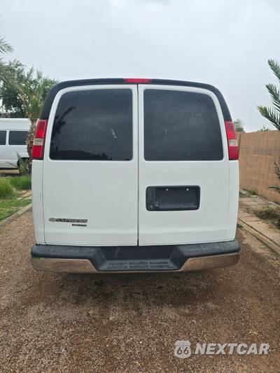 2015 Chevrolet Express 2500 Passenger Van LT 1LT 135.0" WB - zdjęcie 21 z 27 - miniatura