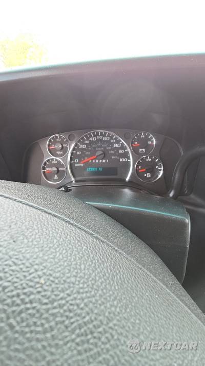 2015 Chevrolet Express 2500 Passenger Van LT 1LT 135.0" WB - zdjęcie 9 z 27 - miniatura