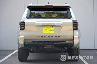 2026 Toyota 4Runner TRD Sport Premium - zdjęcie 9 z 48 - miniatura