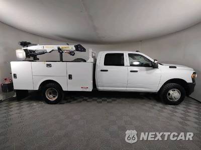 2024 Ram 3500 Cab Chassis Tradesman Crew Cab DRW - zdjęcie 10 z 21 - miniatura