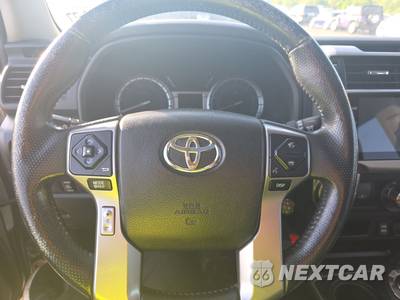 2016 Toyota 4Runner SR5 Premium - zdjęcie 10 z 25 - miniatura