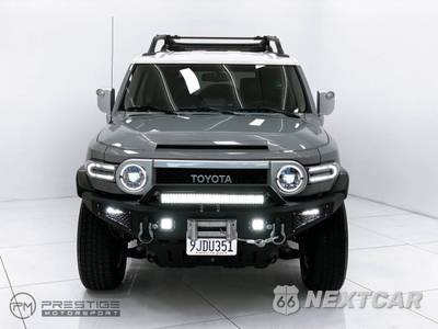 2014 Toyota FJ Cruiser w/Rear Doors - zdjęcie 28 z 50 - miniatura