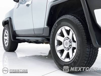 2014 Toyota FJ Cruiser w/Rear Doors - zdjęcie 29 z 50 - miniatura