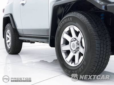 2014 Toyota FJ Cruiser w/Rear Doors - zdjęcie 14 z 50 - miniatura