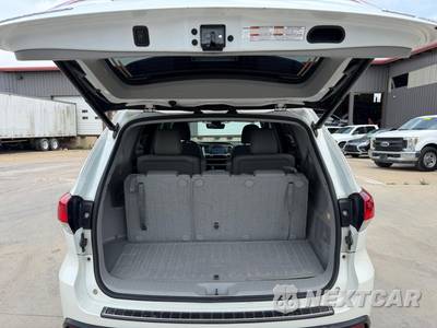 2019 Toyota Highlander XLE - zdjęcie 24 z 31 - miniatura