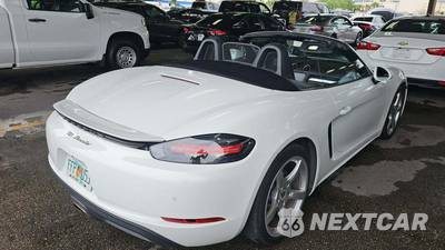 2018 Porsche 718 Boxster - zdjęcie 19 z 32 - miniatura