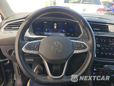 2022 Volkswagen Tiguan SE - zdjęcie 10 z 18 - miniatura
