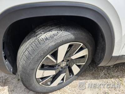 2025 Volkswagen Atlas Cross Sport 2.0T SE w/Technology - zdjęcie 3 z 24 - miniatura