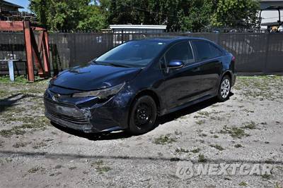 2024 Toyota Corolla LE Sedan - zdjęcie 2 z 17 - miniatura