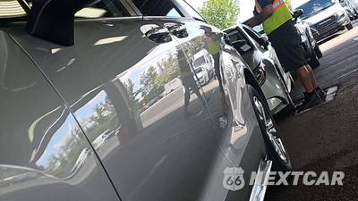 2022 Toyota Sienna LE 8-Passenger 120.5" WB - zdjęcie 4 z 8 - miniatura