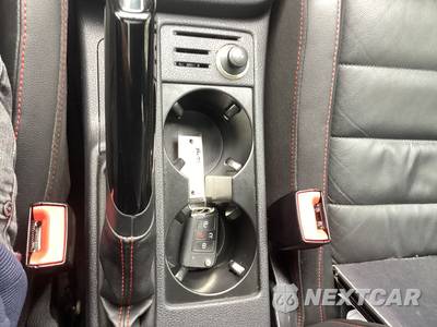 2015 Volkswagen Golf GTI S Hatchback - zdjęcie 28 z 32 - miniatura