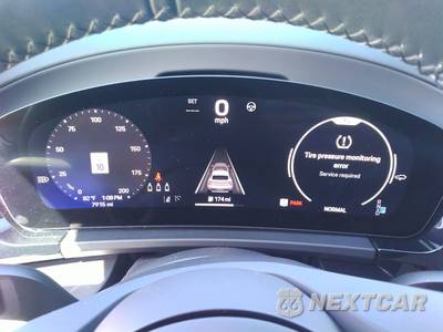 2024 Porsche Macan Turbo Electric - zdjęcie 17 z 21 - miniatura