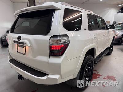 2014 Toyota 4Runner SR5 - zdjęcie 3 z 23 - miniatura