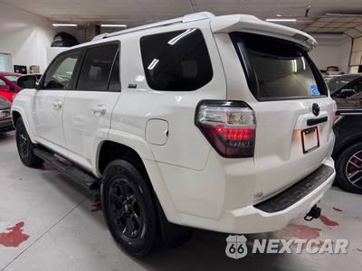 2014 Toyota 4Runner SR5 - zdjęcie 5 z 23 - miniatura