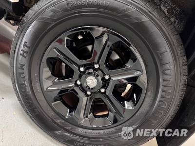 2014 Toyota 4Runner SR5 - zdjęcie 9 z 23 - miniatura