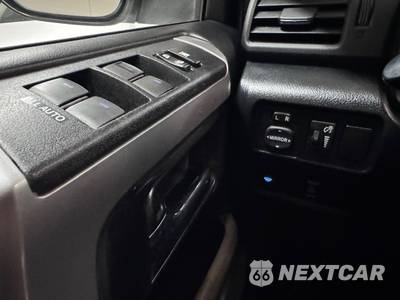 2014 Toyota 4Runner SR5 - zdjęcie 19 z 23 - miniatura