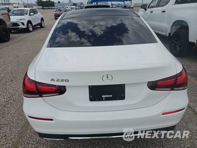 2022 Mercedes-Benz A 220 - zdjęcie 5 z 18 - miniatura