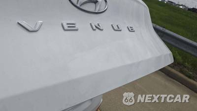 2025 Hyundai Venue SEL - zdjęcie 5 z 5 - miniatura