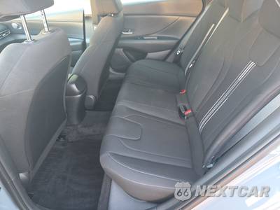 2023 Hyundai Elantra SEL - zdjęcie 18 z 25 - miniatura