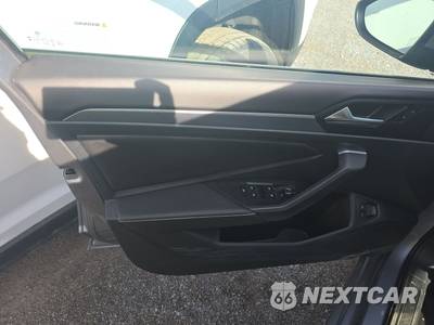2024 Volkswagen Jetta SE - zdjęcie 9 z 20 - miniatura