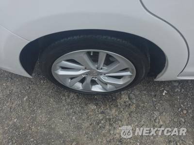 2017 Acura ILX w/Technology Plus Pkg - zdjęcie 10 z 21 - miniatura