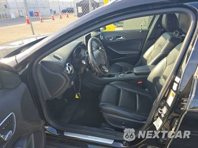 2019 Mercedes-Benz GLA 250 4MATIC - zdjęcie 7 z 31 - miniatura