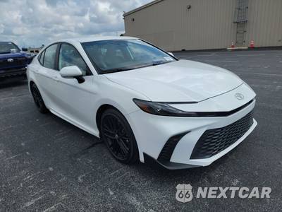 2025 Toyota Camry SE - zdjęcie 3 z 28 - miniatura