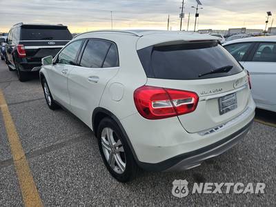 2016 Mercedes-Benz GLA 250 4MATIC - zdjęcie 6 z 18 - miniatura