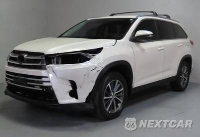 2019 Toyota Highlander XLE - zdjęcie 2 z 10 - miniatura