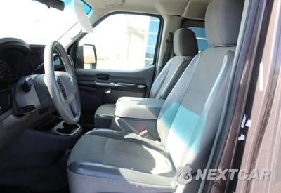 2016 Nissan NV3500 HD Passenger SV 146.1" WB - zdjęcie 9 z 10 - miniatura