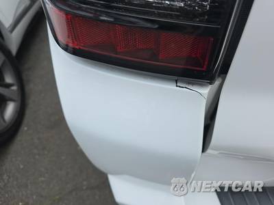 2016 Toyota 4Runner SR5 - zdjęcie 29 z 40 - miniatura