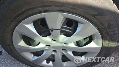 2023 Toyota Corolla LE Sedan - zdjęcie 34 z 36 - miniatura