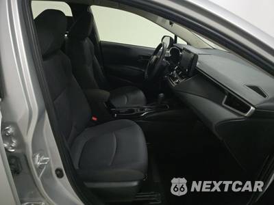 2022 Toyota Corolla LE Sedan - zdjęcie 8 z 18 - miniatura