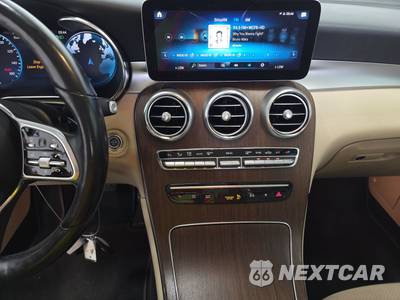 2022 Mercedes-Benz GLC 300 4MATIC - zdjęcie 11 z 20 - miniatura