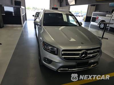 2022 Mercedes-Benz GLB 250 - zdjęcie 2 z 22 - miniatura