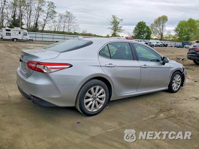 2019 Toyota Camry LE - zdjęcie 3 z 12 - miniatura
