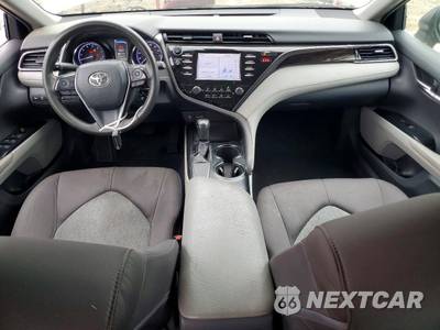 2019 Toyota Camry LE - zdjęcie 8 z 12 - miniatura