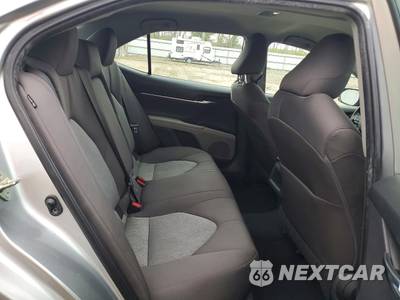 2019 Toyota Camry LE - zdjęcie 10 z 12 - miniatura