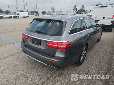 2017 Mercedes-Benz E 400 Sport 4MATIC Wagon - zdjęcie 4 z 19 - miniatura
