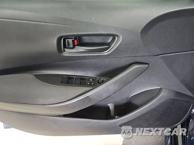 2022 Toyota Corolla LE Sedan - zdjęcie 9 z 23 - miniatura