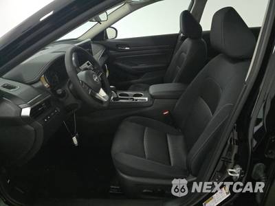 2025 Nissan Altima SV - zdjęcie 7 z 18 - miniatura