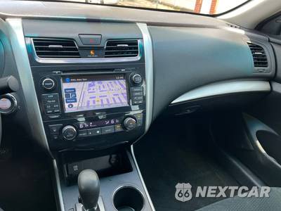2015 Nissan Altima 2.5 SV - zdjęcie 18 z 21 - miniatura
