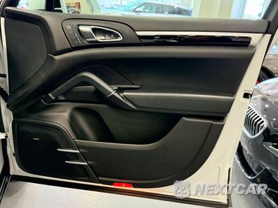 2017 Porsche Cayenne S E-Hybrid Platinum Ed - zdjęcie 32 z 42 - miniatura